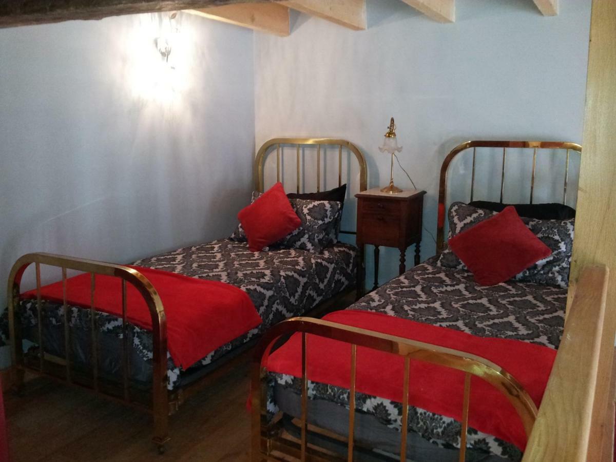 La Belle Maison Villa Piegut-Pluviers ภายนอก รูปภาพ